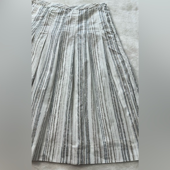 Ann Taylor LOFT Knee-Length A-Line Pleated Striped Skirt Resort Wear - Picture 6 of 10